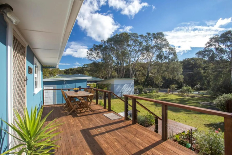 Retro Beach Cottage 681 Murramarang Rd