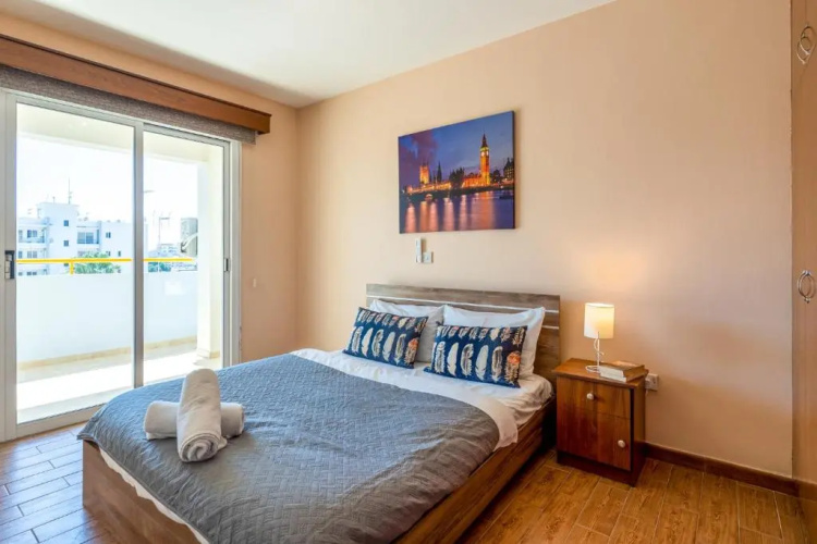 Melograno 3-BR Apt w/ Terrace in Larnaca