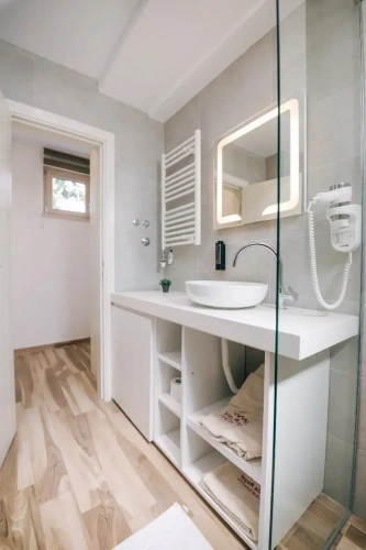 Deluxe Double Suite