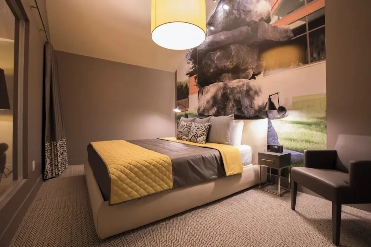 Standard Double Suite