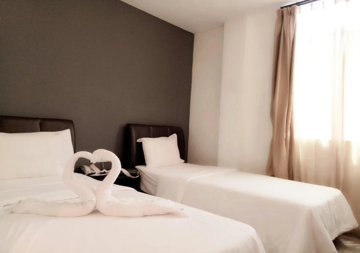 Sandy Hotel