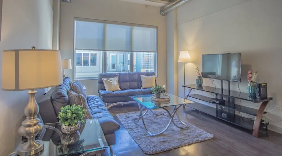 Heaven on Midtown Fully Furnished Apts