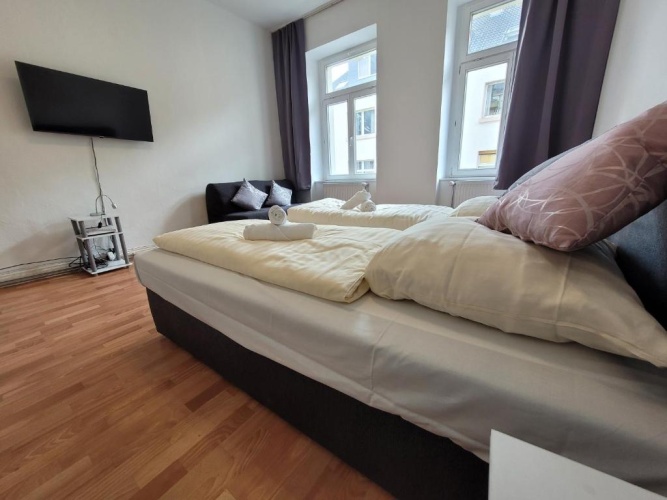 2 Bedrooms Apartment