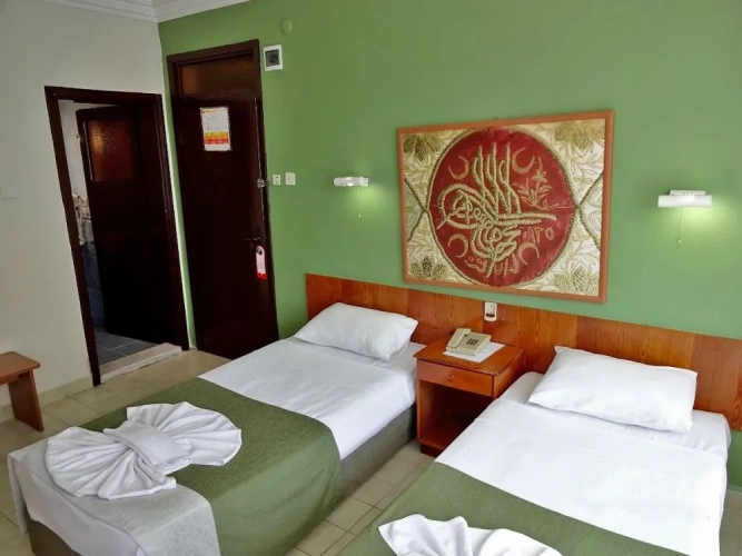 Standard Twin room with balcony