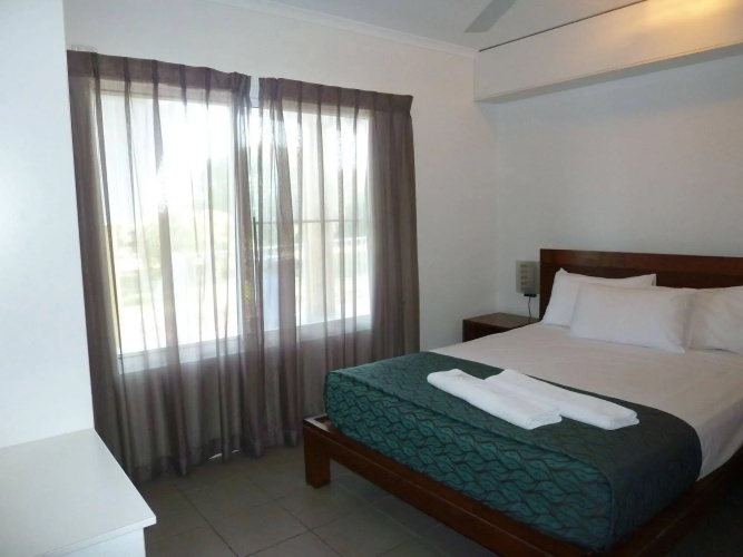 Cullen Bay Resort