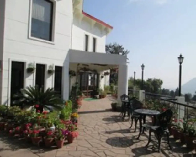 Double Cottage