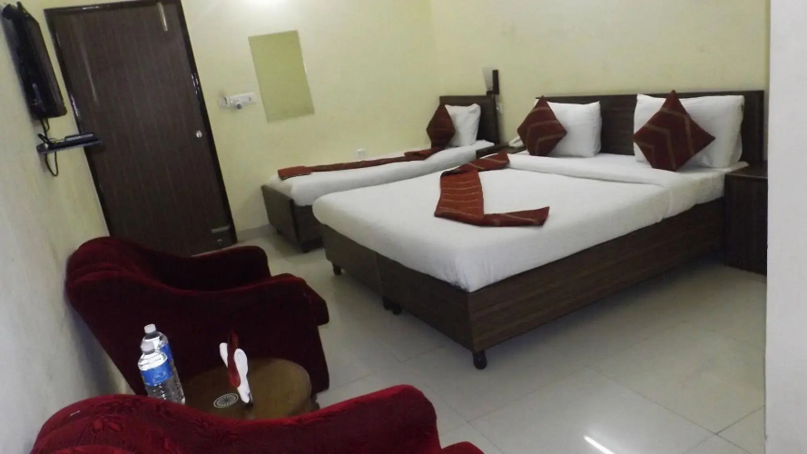 Hotel Luck Residency
