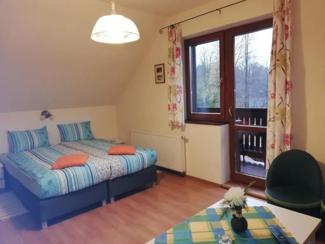 Standard Triple room with mountain view