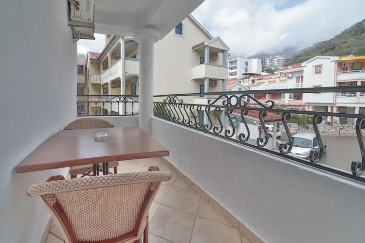 Standard Suite