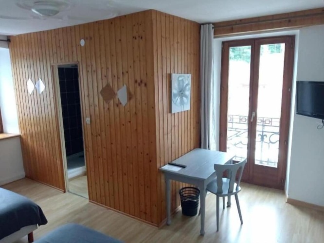 Classic Twin room with balcony