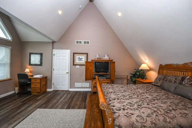 Scenic Overlook 6 Bedroom House