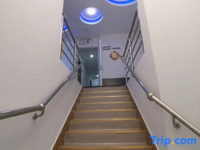 Barbile E-sports Hotel