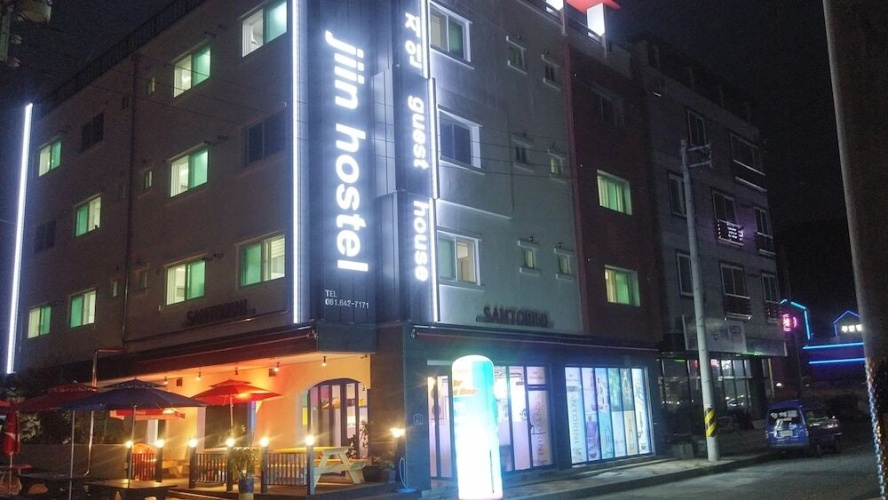 Jiin Hostel & Guesthouse