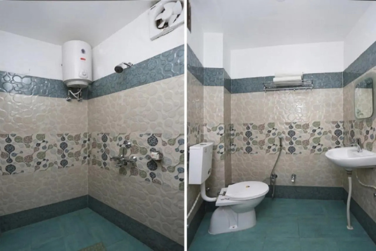 Hotel Aadesh Palace