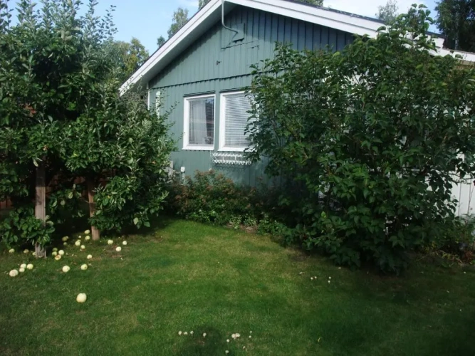 2 Bedrooms Cottage