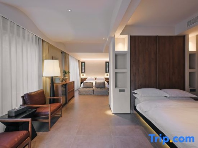 Standard Quadruple room with balcony and with sea view