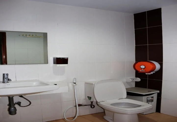 Home Base Hostel - Adults Only