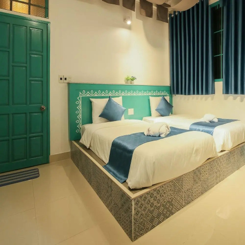 OYO 469 Ly's Villa Hoi An