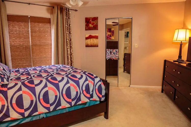 Clean Hole IN ONE Golf Condo