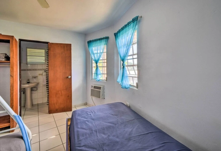 2 Bedrooms Apartment