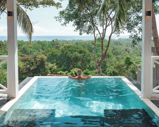 Suite with ocean view