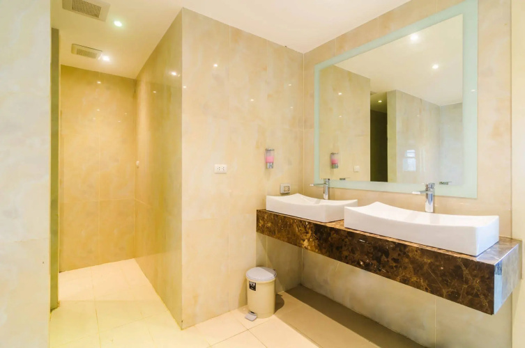 Luxury Cosy Beach View Condominium