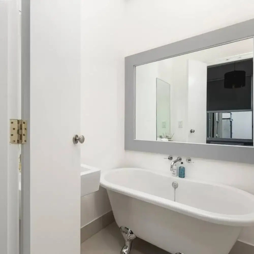 Marine Parade Sea View 2-bedroom Apartment
