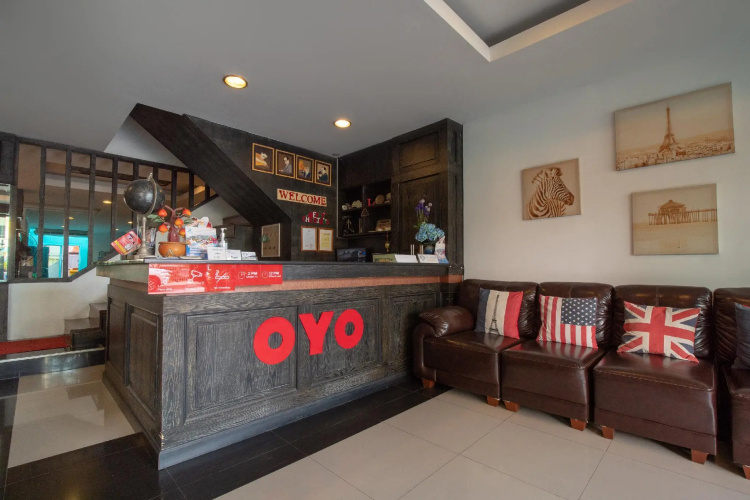 OYO 898 Sota Residence