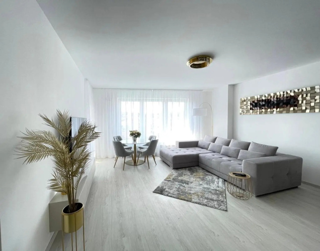 New Luxury City centre apartment with panoramic view, free parking