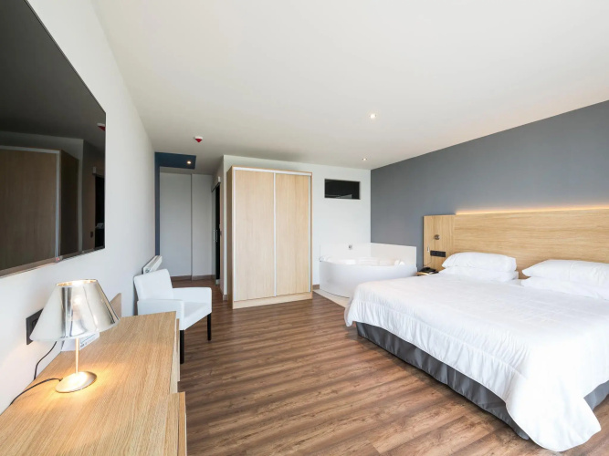 Hotel Astuy