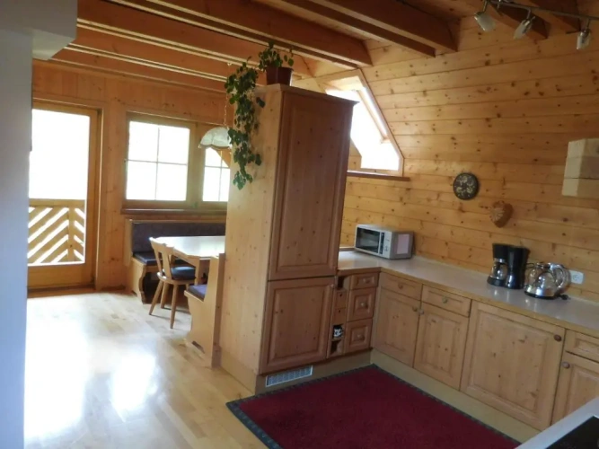 3 Bedrooms Apartment