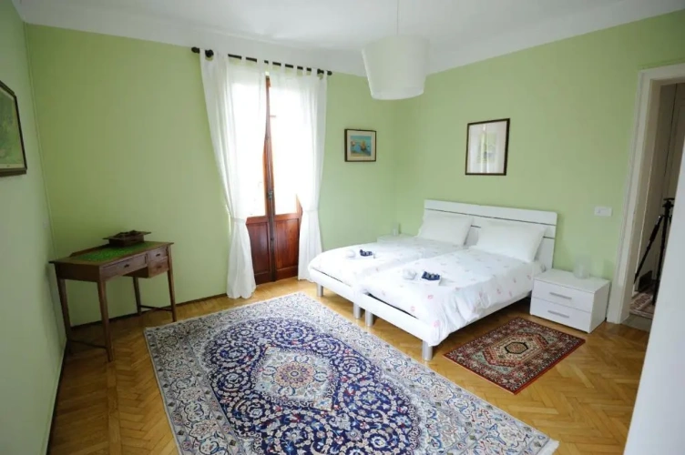 Standard Double room with lake view