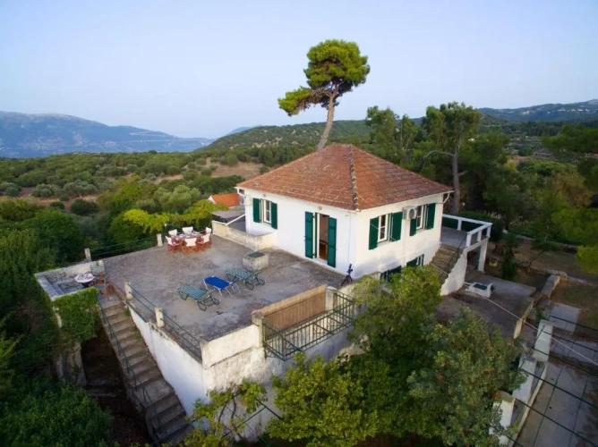 3 Bedrooms Cottage