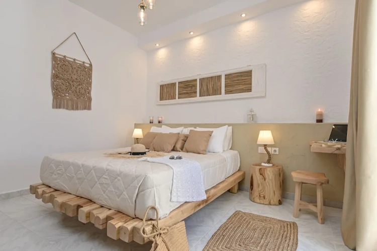 Apartment with balcony