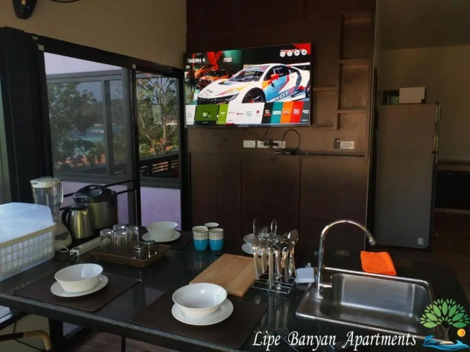 2 Bedrooms Apartment