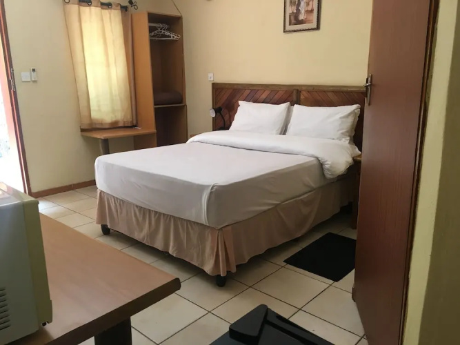 Laphroiag Luxury Chalets