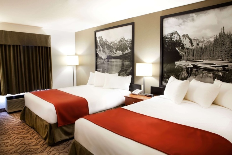Super 8 by Wyndham Calgary Shawnessy Area photo 7