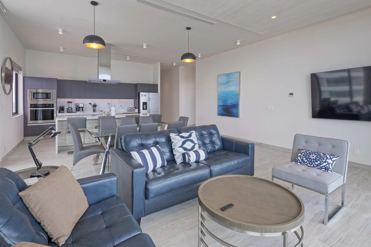 Waves Views Luxury 3BR Oceanfront Condo