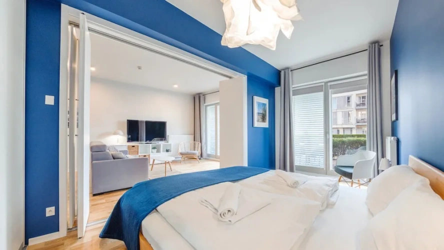Deluxe Apartment