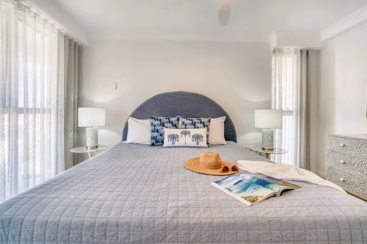 1 Bedroom Apartment with balcony