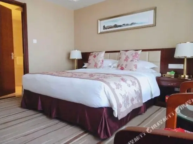 1 Bedroom Deluxe Suite