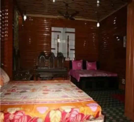 New Kashmir Palace
