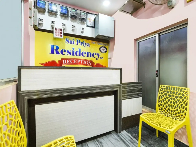 Sai Priya Residency by OYO Rooms