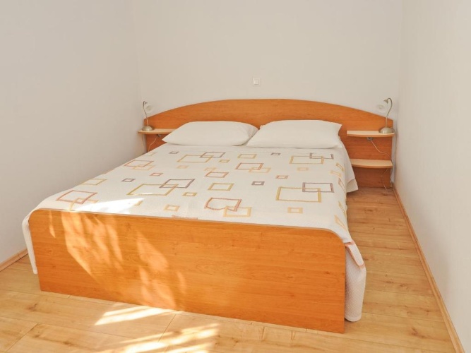 1 Bedroom Apartment with balcony and with sea view