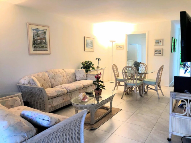 Olde Naples Estates