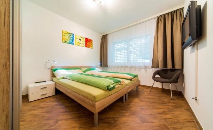 2 Bedrooms Apartment