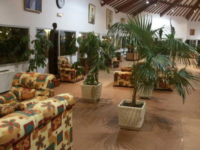Domaine De Nianing