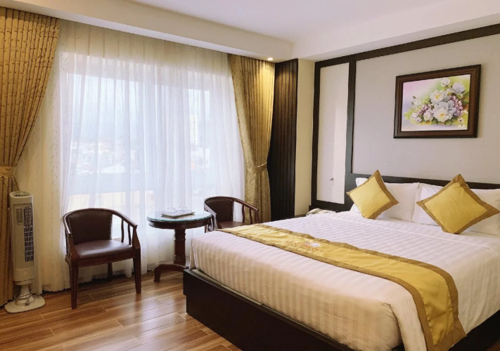 Hoang Minh Chau Ba Trieu Hotel