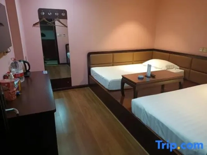 Bed in Dorm (male dorm)