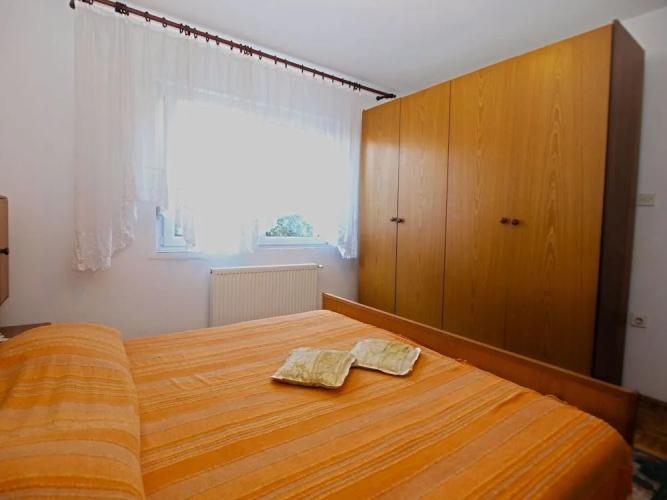 Apartment 1198